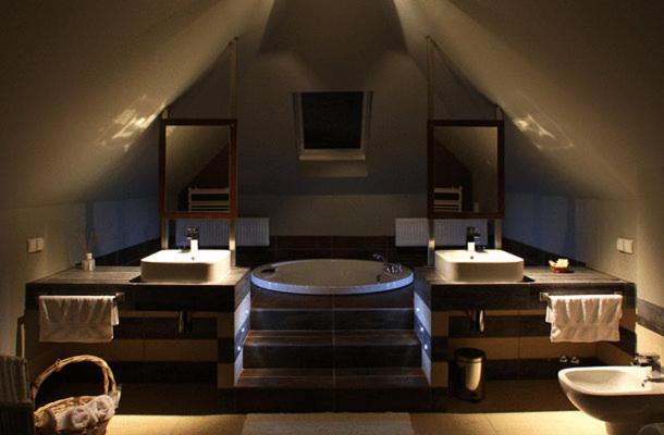 Villa Riccona Bronisze Room photo